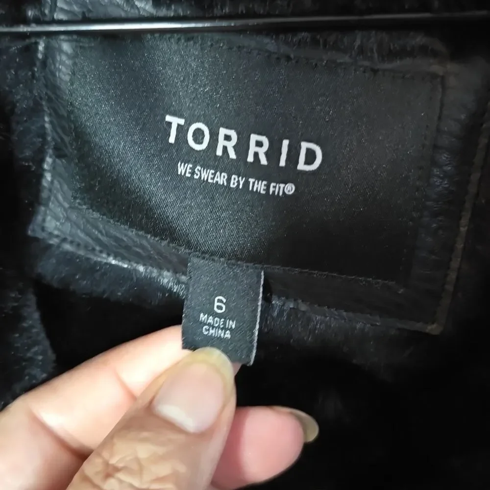 Torrid Black Puffer Coat
